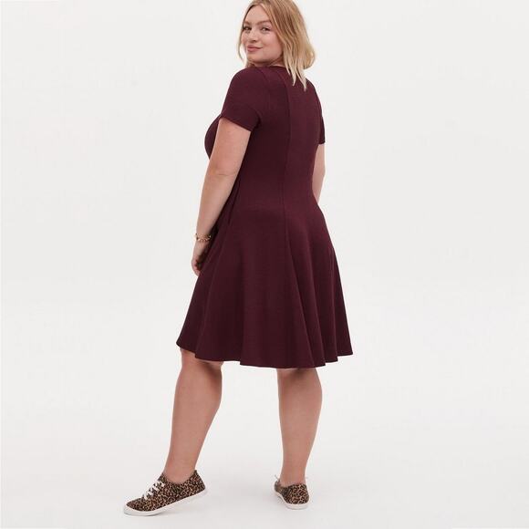 2/$30 Torrid Mini Slub Rib Fluted Dress M/L Winetasting Ruched Sweetheart #7569 - Picture 9 of 16